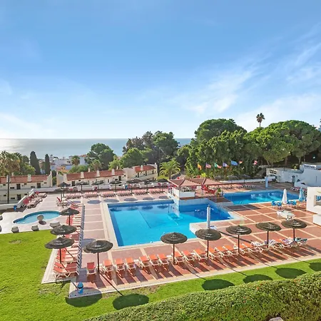 With 3 Swimming Pools Near The Old Town Apartamento Albufeira