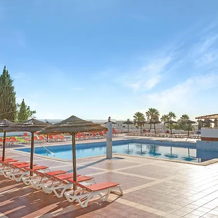 Homes Jardim Cozy With 3 Swimming Pools Near The Old Town