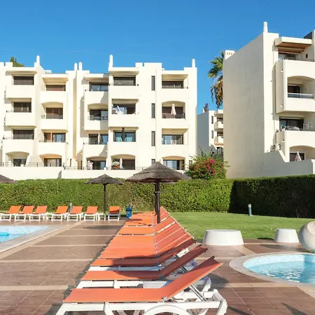 Homes Jardim Cozy With 3 Swimming Pools Near The Old Town Apartman *